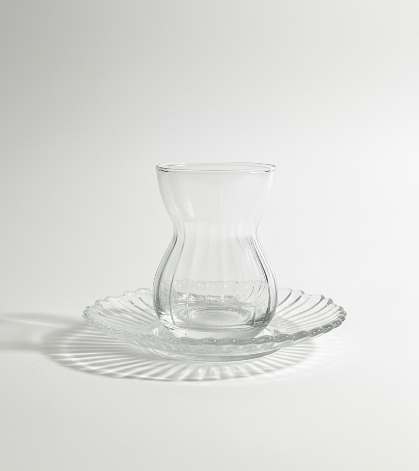 Silhouette Tea Cup & Saucer (6 Pieces)
